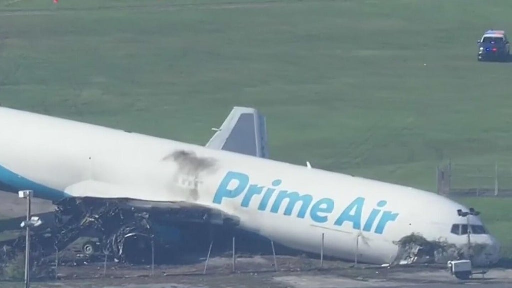 Amazon suspends partnership with 21 Air after crash at Miami International Airport — CBS Miami, Coral Springs Community news
