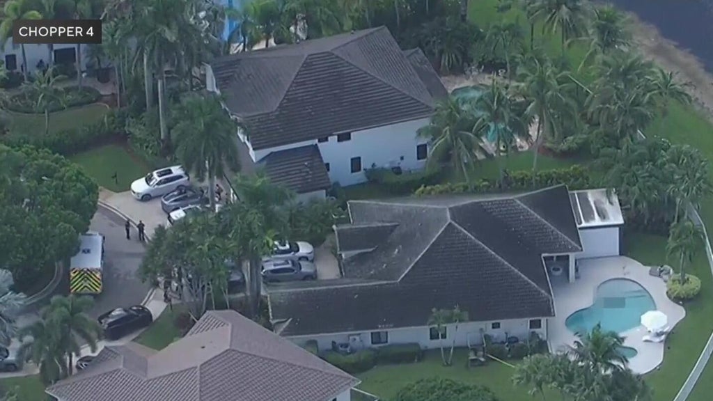Body found floating in Weston swimming pool, BSO says — CBS Miami, Coral Springs Sports news