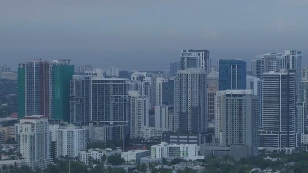 Fort Lauderdale, Wilton Manors mayors warn Amendment 3 could force service cuts, higher rents — CBS Miami, Coral Springs Government news