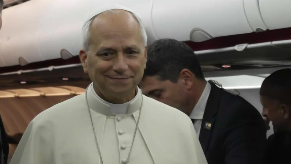Pope Leo has “tranquil night” in hospital after surgery to treat lung cancer, Vatican says — CBS Miami, Coral Springs Health news
