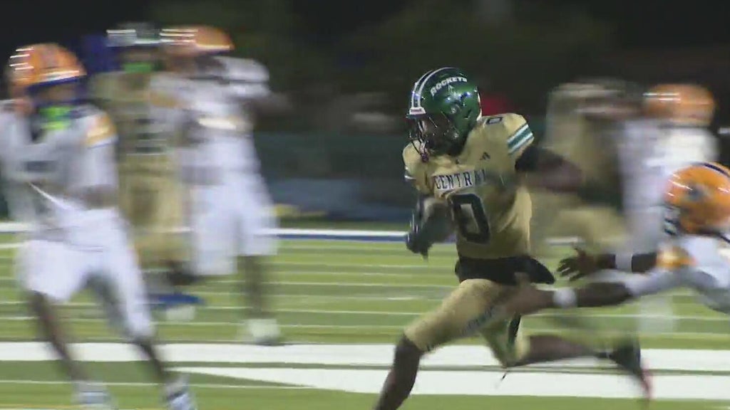 Meet 2 of Miami Central's Nat Moore Trophy contenders — CBS Miami, Coral Springs Community news