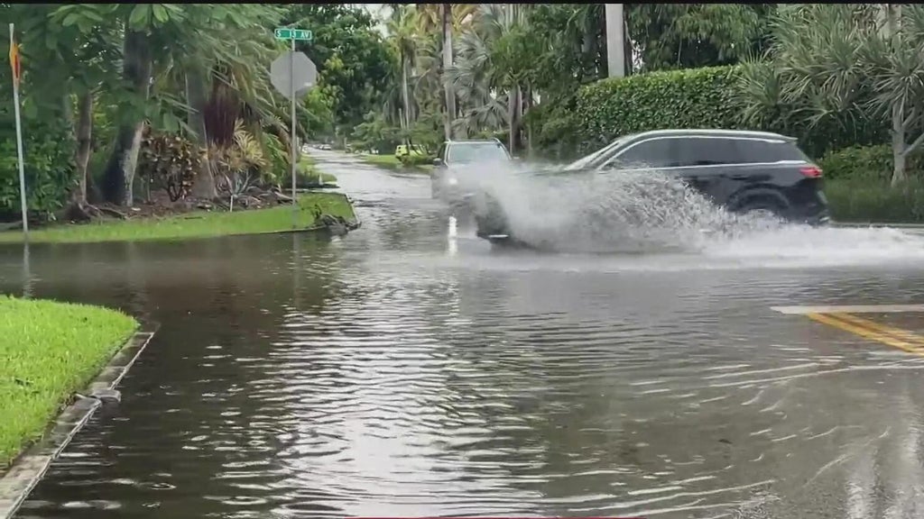 Heavy rain causes street flooding across parts of South Florida — CBS Miami, Coral Springs Community news