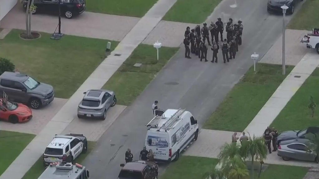 Man shot woman and fatally turned the gun on himself at SW Miami-Dade home, deputies say — CBS Miami, Coral Springs Community news