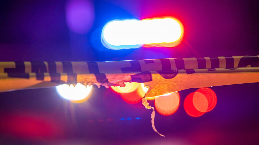 Man calls Sunrise Police to report he was shot, department says — CBS Miami, Coral Springs Health news