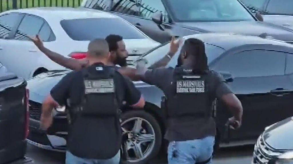Arrest reports show Dwight Wells and his suspected killer knew each other — CBS Miami, Coral Springs Community news