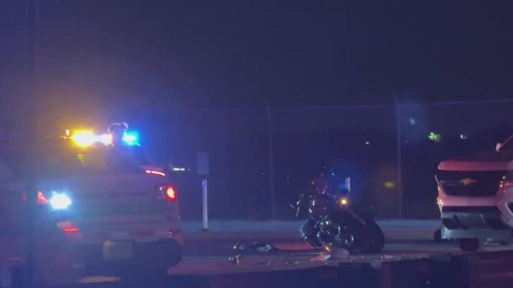 Large investigation underway after crash involving motorcycle in Miami Lakes — CBS Miami, Coral Springs Community news