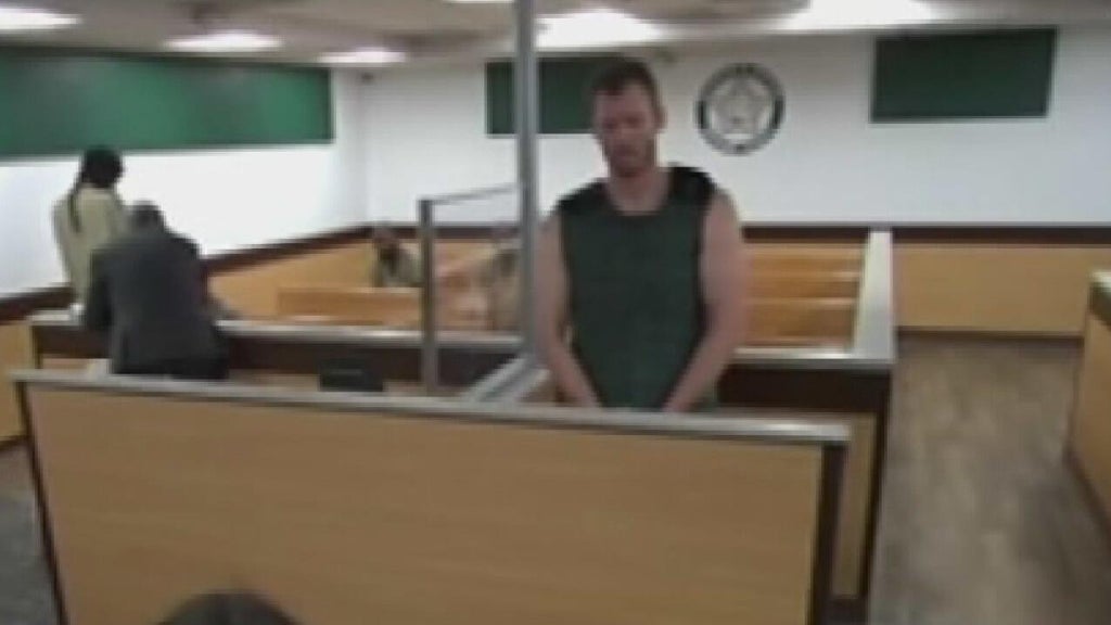 Lauderhill officer appears in court after being accused of taking over home of man who died — CBS Miami, Coral Springs Community news