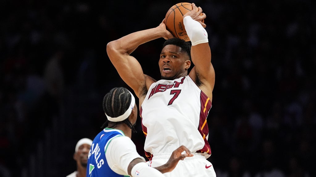 Anthony Edwards scores 45 with nine 3-pointers as Timberwolves rout Heat 131-106 in Giannis Antetokounmpo's debut — CBS Miami, Coral Springs Business news